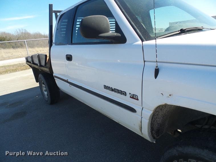 image for item DF7157 1999 Dodge Ram 1500 Ext. Cab flatbed pickup truck