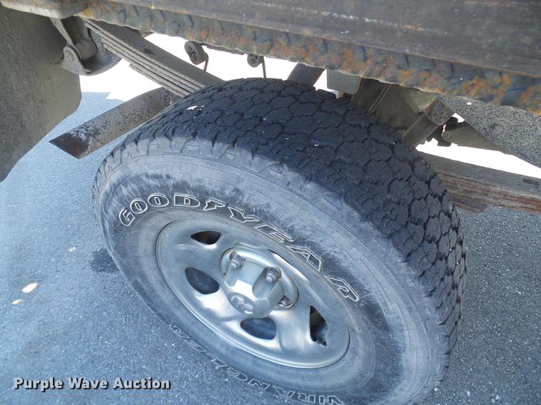 image for item DF7157 1999 Dodge Ram 1500 Ext. Cab flatbed pickup truck