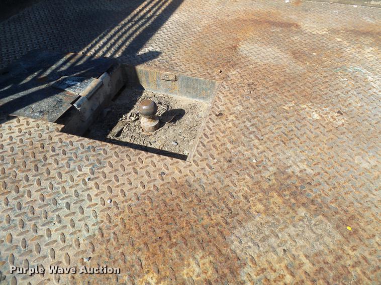 image for item DF7157 1999 Dodge Ram 1500 Ext. Cab flatbed pickup truck