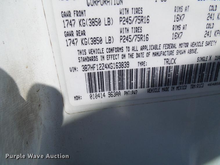 image for item DF7157 1999 Dodge Ram 1500 Ext. Cab flatbed pickup truck