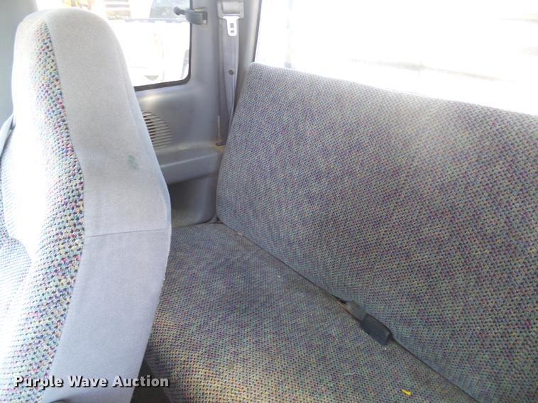 image for item DF7157 1999 Dodge Ram 1500 Ext. Cab flatbed pickup truck