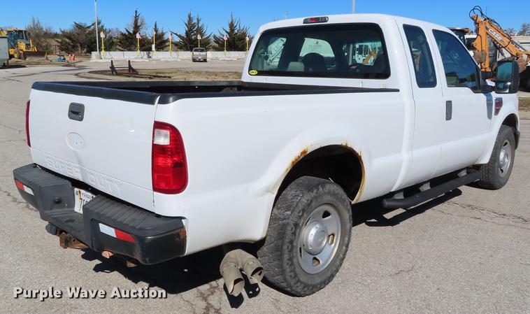 image for item DF7679 2008 Ford F250 Super Duty SuperCab pickup truck
