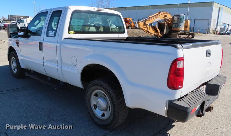image for item DF7679 2008 Ford F250 Super Duty SuperCab pickup truck