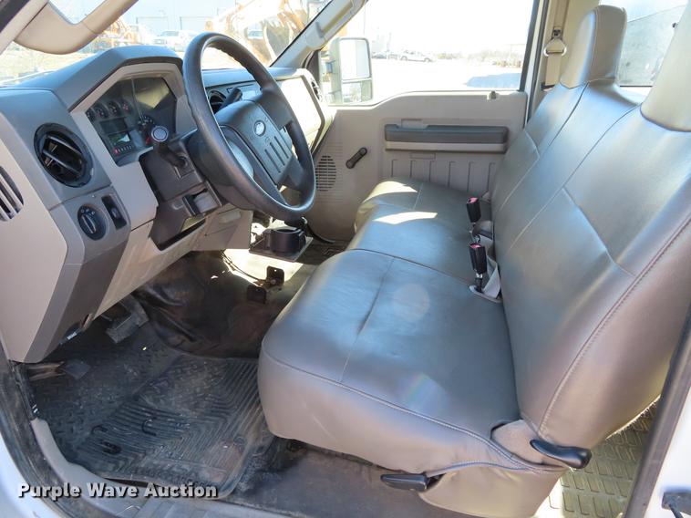 image for item DF7679 2008 Ford F250 Super Duty SuperCab pickup truck
