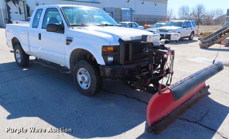 image for item DF7682 2008 Ford F250 Super Duty SuperCab pickup truck