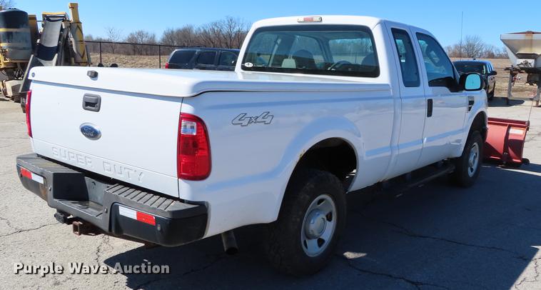 image for item DF7682 2008 Ford F250 Super Duty SuperCab pickup truck