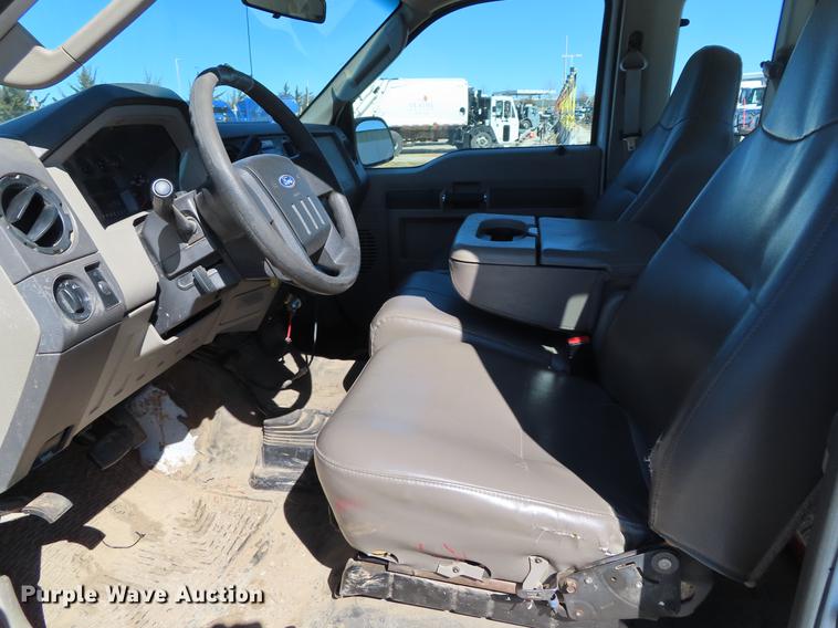 image for item DF7682 2008 Ford F250 Super Duty SuperCab pickup truck