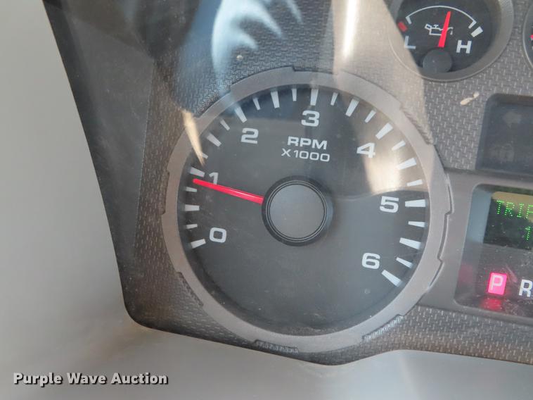 image for item DF7682 2008 Ford F250 Super Duty SuperCab pickup truck