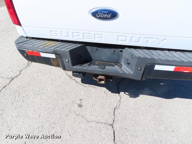 image for item DF7682 2008 Ford F250 Super Duty SuperCab pickup truck