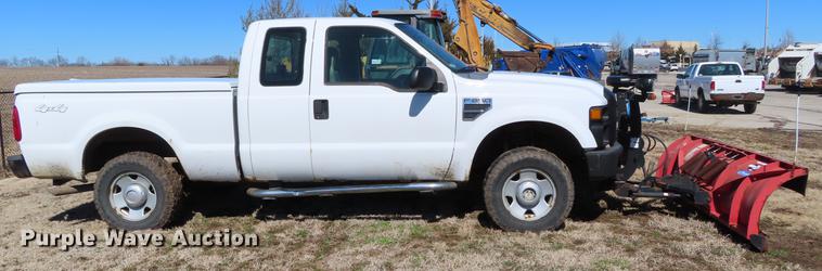 image for item DF7683 2008 Ford F250 Super Duty SuperCab pickup truck