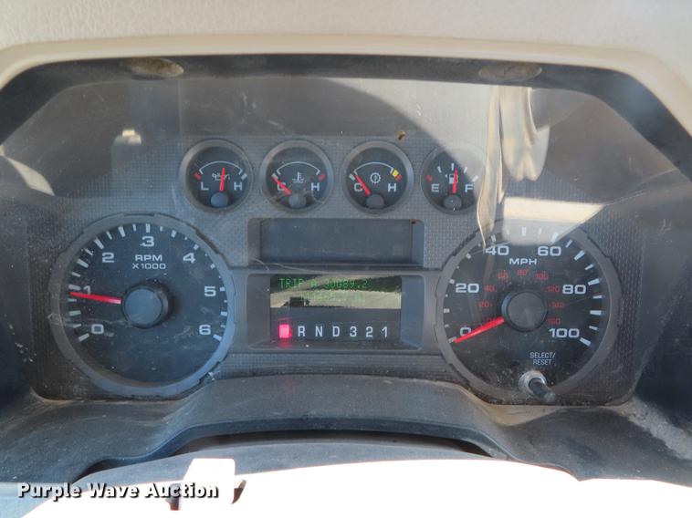 image for item DF7683 2008 Ford F250 Super Duty SuperCab pickup truck