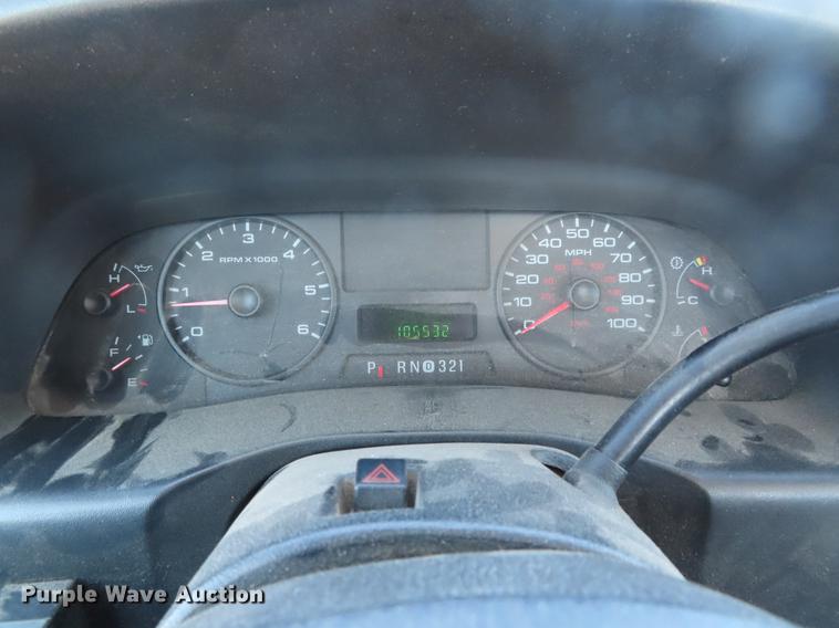 image for item DF7684 2006 Ford F250 Super Duty SuperCab pickup truck