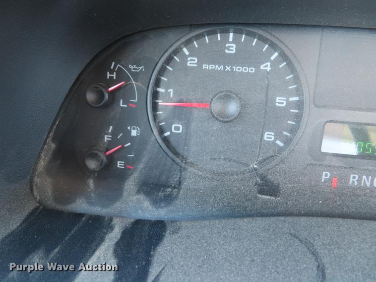 image for item DF7684 2006 Ford F250 Super Duty SuperCab pickup truck