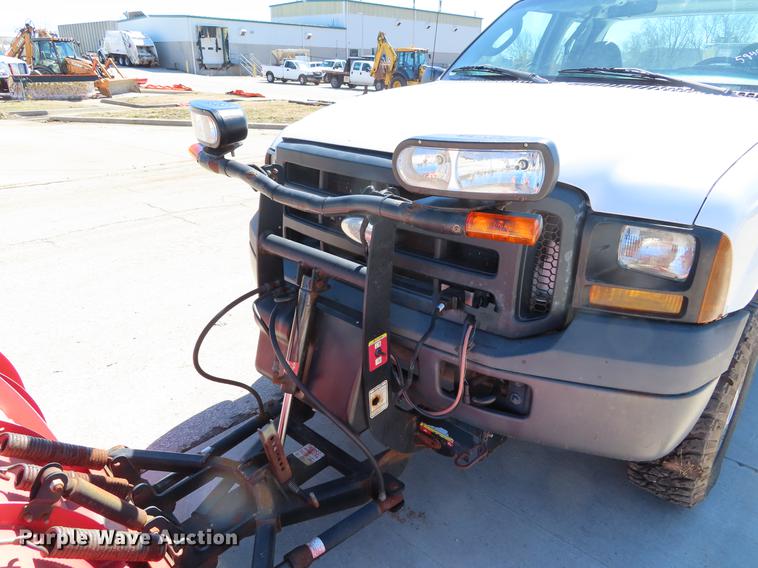image for item DF7684 2006 Ford F250 Super Duty SuperCab pickup truck