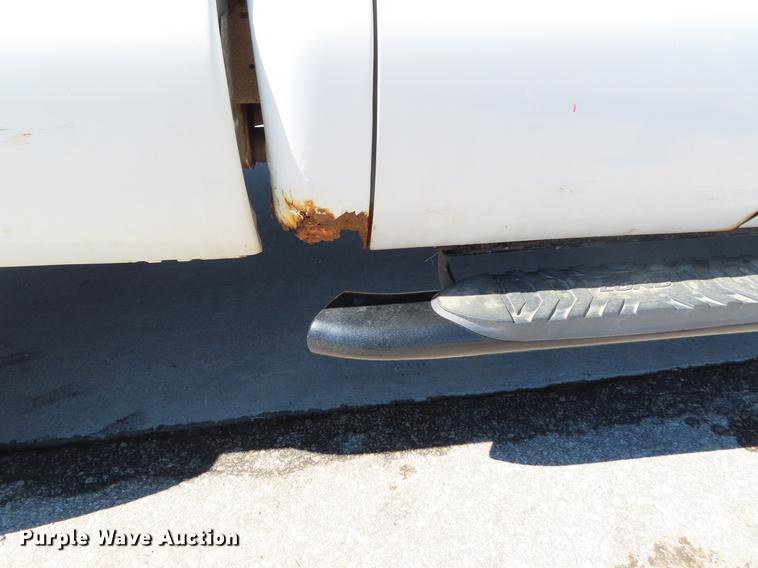 image for item DF7684 2006 Ford F250 Super Duty SuperCab pickup truck