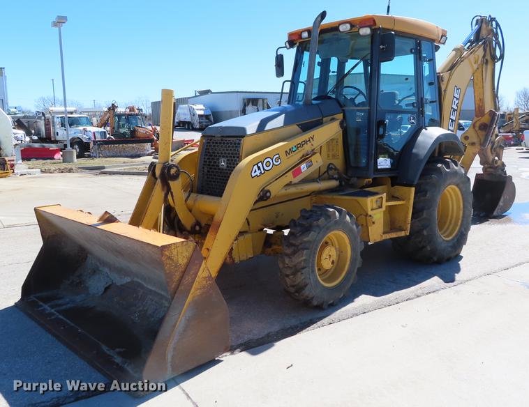 image for item DF7686 2002 John Deere 410G backhoe