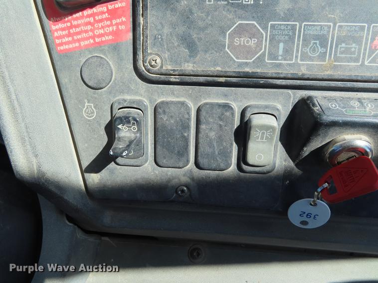 image for item DF7686 2002 John Deere 410G backhoe