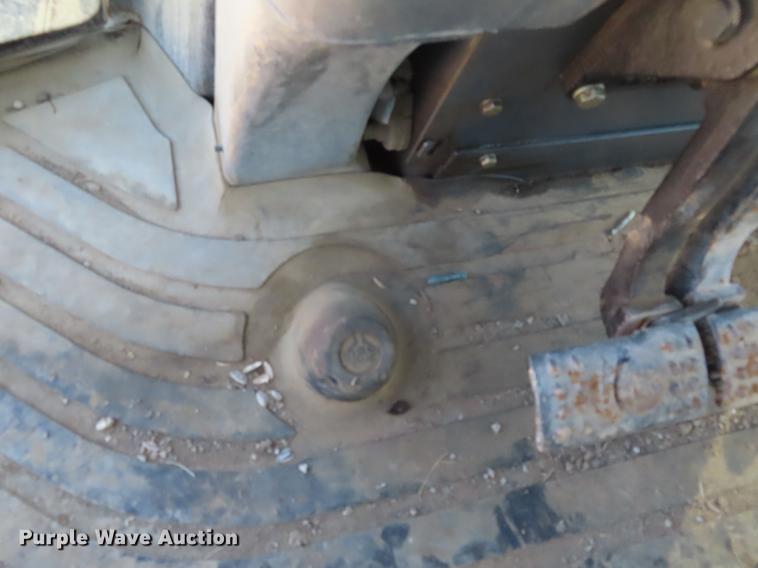 image for item DF7686 2002 John Deere 410G backhoe