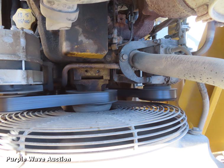 image for item DF7686 2002 John Deere 410G backhoe