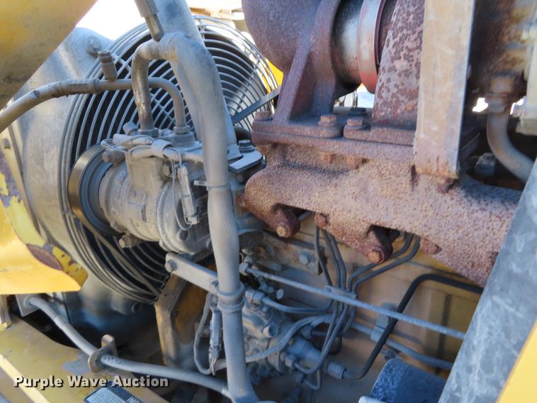 image for item DF7686 2002 John Deere 410G backhoe