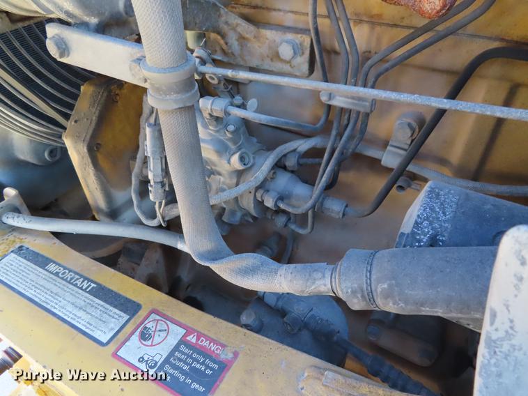 image for item DF7686 2002 John Deere 410G backhoe