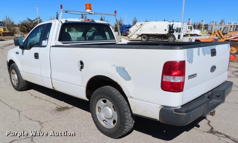 image for item DF7687 2005 Ford F150 pickup truck