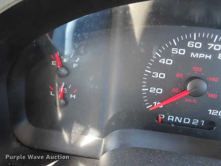 image for item DF7687 2005 Ford F150 pickup truck