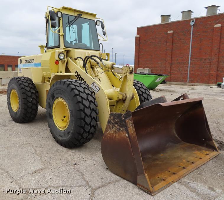 image for item DF7689 Dresser 520CH wheel loader