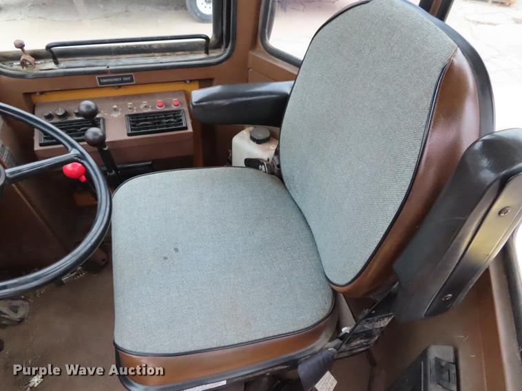 image for item DF7689 Dresser 520CH wheel loader