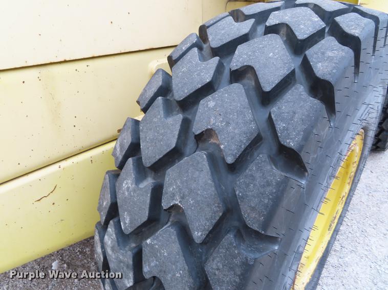 image for item DF7689 Dresser 520CH wheel loader