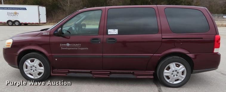 image for item DF7693 2007 Chevrolet Uplander van