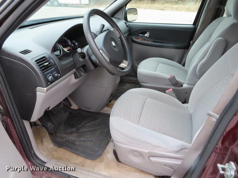 image for item DF7693 2007 Chevrolet Uplander van