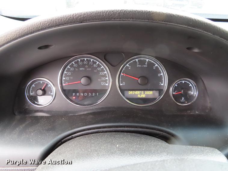 image for item DF7693 2007 Chevrolet Uplander van