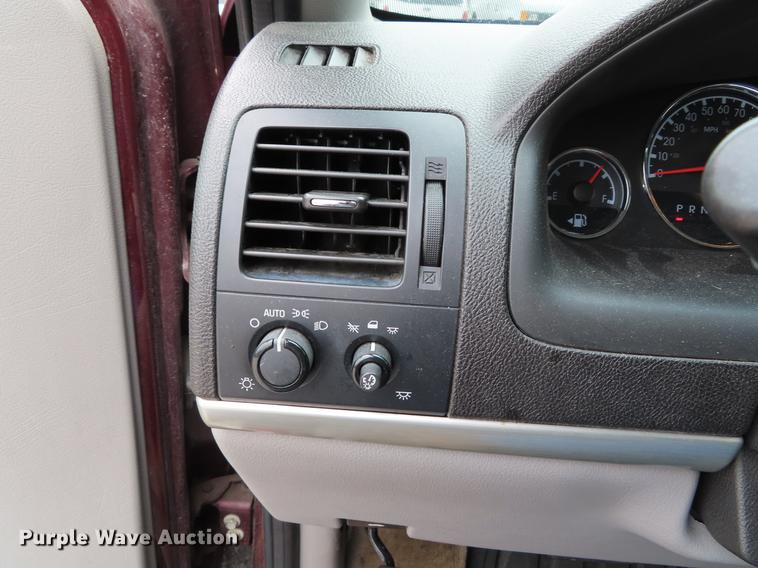 image for item DF7693 2007 Chevrolet Uplander van