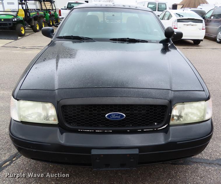 image for item DF7694 2006 Ford Crown Victoria Police Interceptor
