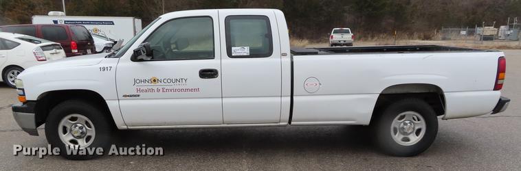 image for item DF7696 2001 Chevrolet Silverado 1500 Ext. Cab pickup truck