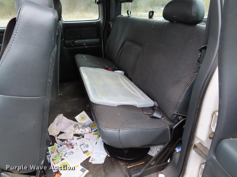 image for item DF7696 2001 Chevrolet Silverado 1500 Ext. Cab pickup truck