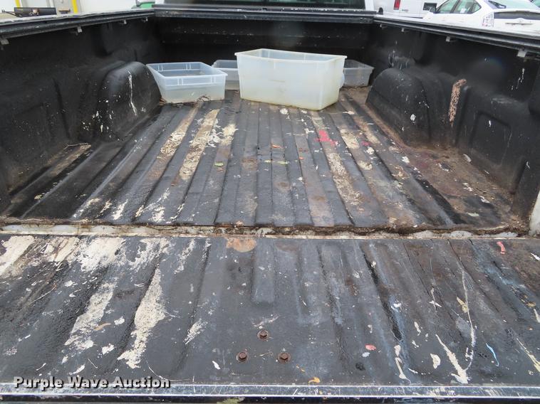 image for item DF7696 2001 Chevrolet Silverado 1500 Ext. Cab pickup truck