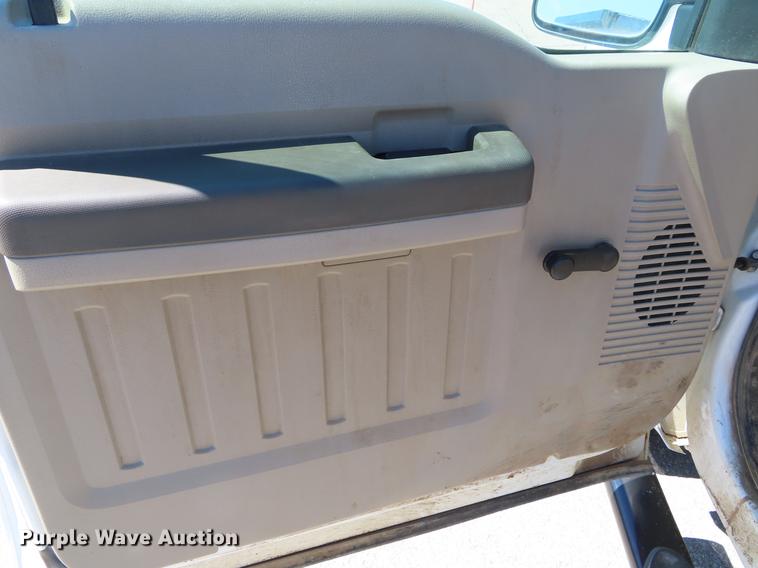 image for item DF7703 2008 Ford F250 Super Duty SuperCab  pickup truck