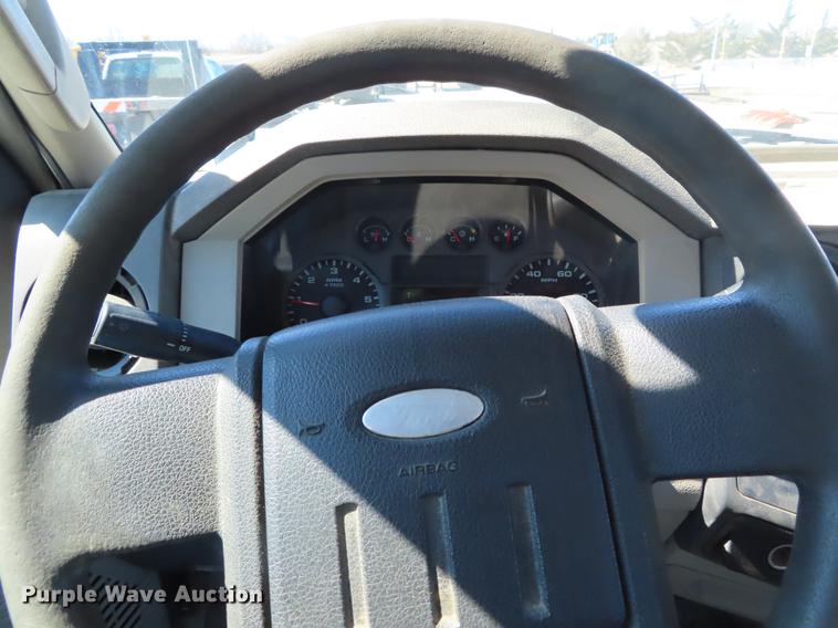 image for item DF7703 2008 Ford F250 Super Duty SuperCab  pickup truck