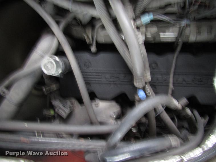 image for item DF7833 2005 Freightliner MB55 Champion shuttle bus