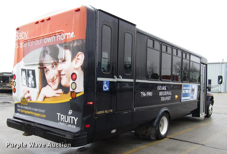 image for item DF7834 2013 International PC505 shuttle bus