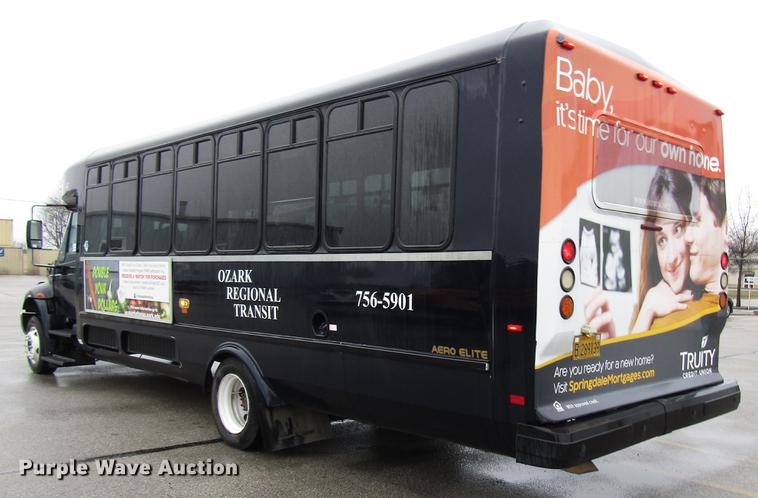 image for item DF7834 2013 International PC505 shuttle bus