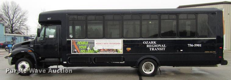 image for item DF7834 2013 International PC505 shuttle bus