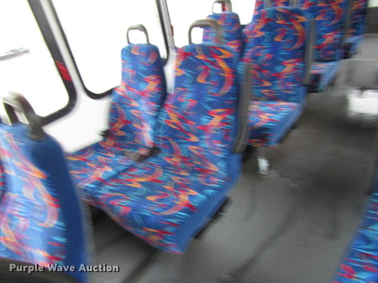 image for item DF7834 2013 International PC505 shuttle bus