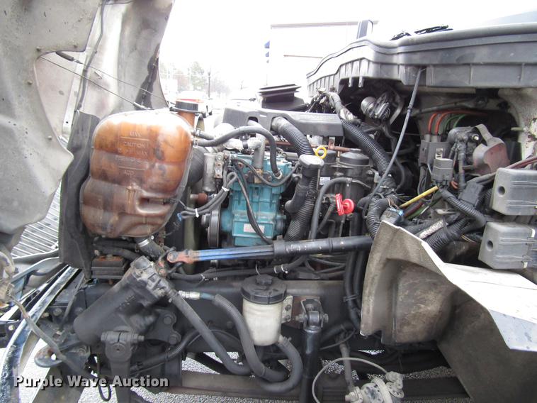 image for item DF7834 2013 International PC505 shuttle bus