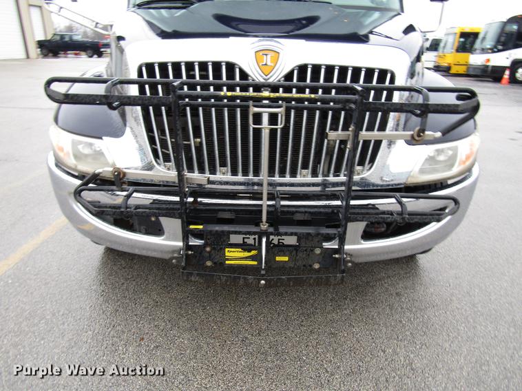 image for item DF7834 2013 International PC505 shuttle bus