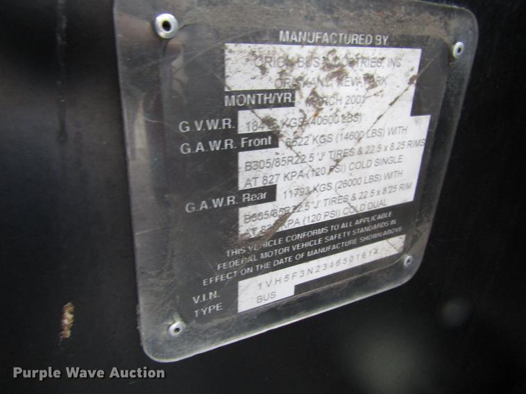 image for item DF7835 2001 Orion shuttle bus