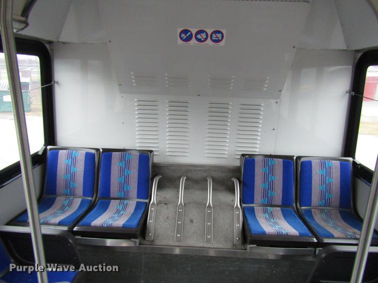 image for item DF7835 2001 Orion shuttle bus