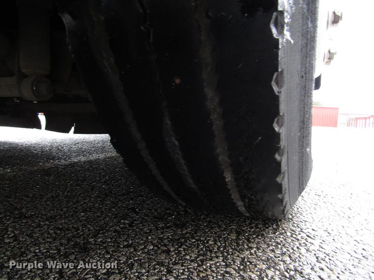 image for item DF7835 2001 Orion shuttle bus